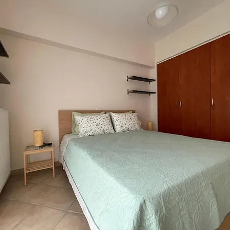 Apartamento Bright&cozy 2-bedroom Flat In Athens - Walk To Metro - Quiet&fully Equipped
