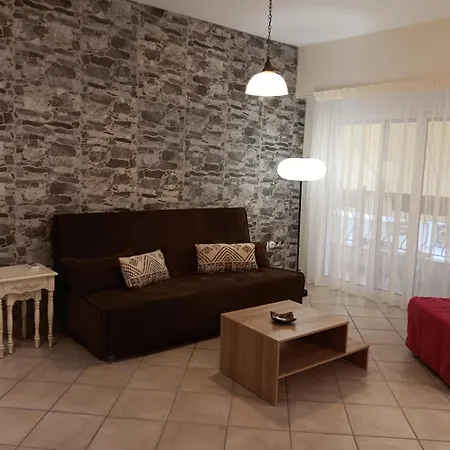 Bright&cozy 2-bedroom Flat In Athens - Walk To Metro - Quiet&fully Equipped Apartamento