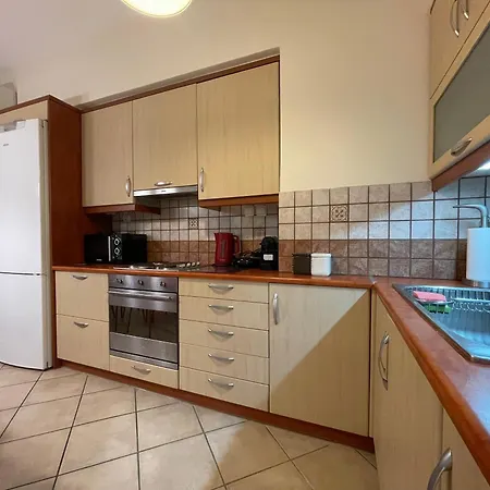 Bright&cozy 2-bedroom Flat In Athens - Walk To Metro - Quiet&fully Equipped Apartamento Mesochorion (Evrytania)