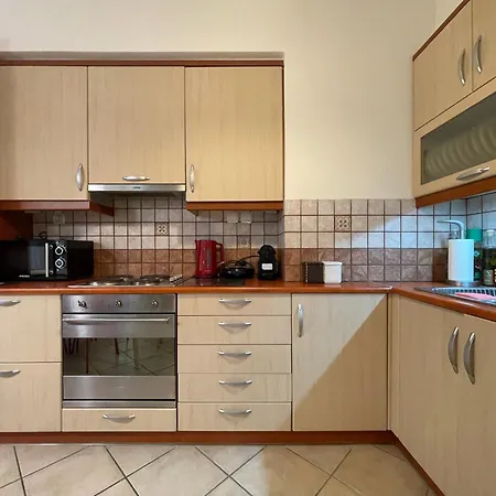 Bright&cozy 2-bedroom Flat In Athens - Walk To Metro - Quiet&fully Equipped *